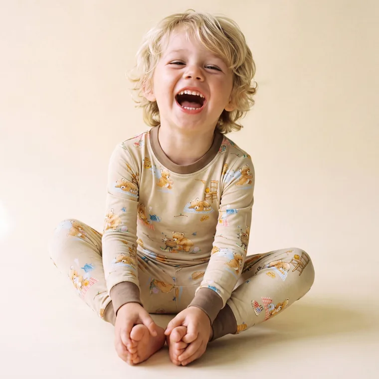 Honey Bear bamboo long sleeve pajama set — model